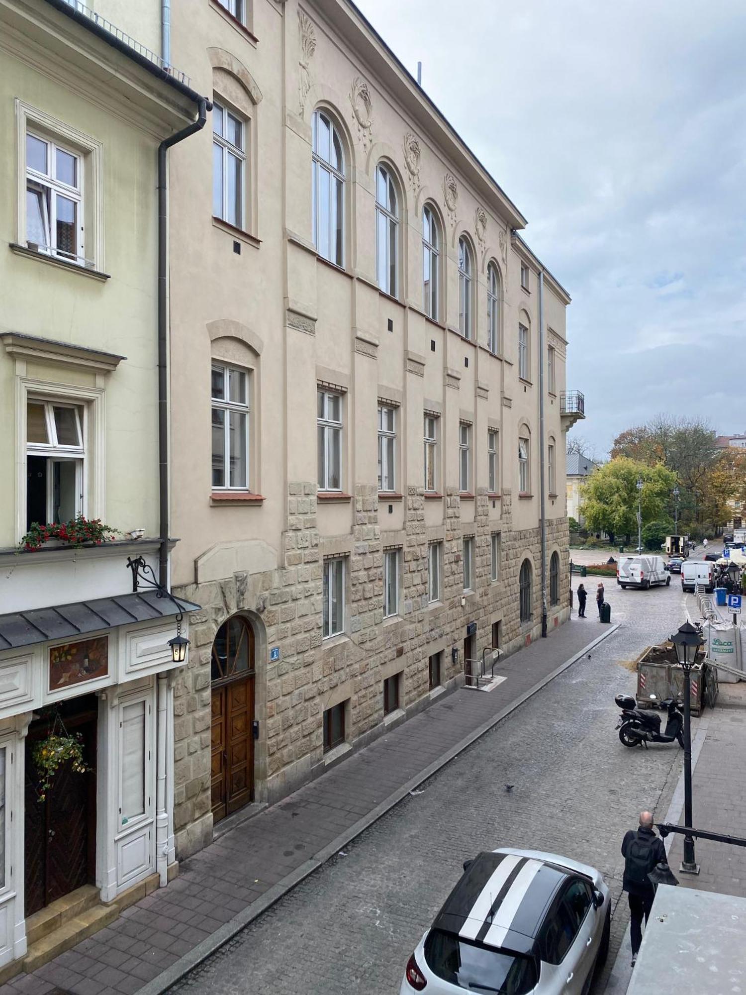 Tomasza 8